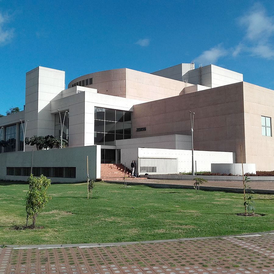 fachada teatro julio mario santo domingo